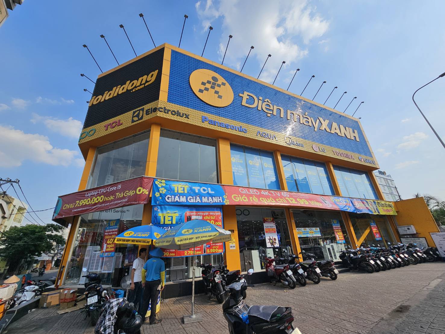 Điện Máy Xanh dự kiến IPO tối đa hơn 16% cổ phần, mục tiêu lãi 7,350 tỷ đồng năm 2026