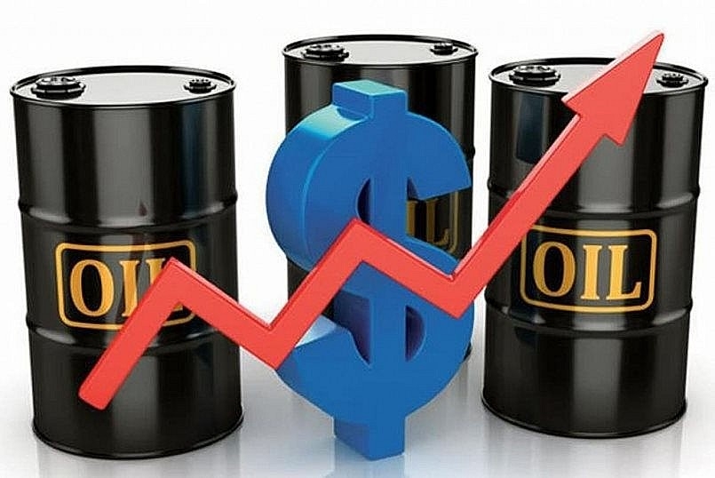 Giá dầu tăng 30%: Vì sao kinh tế Việt Nam chỉ chịu tác động “vừa phải”?