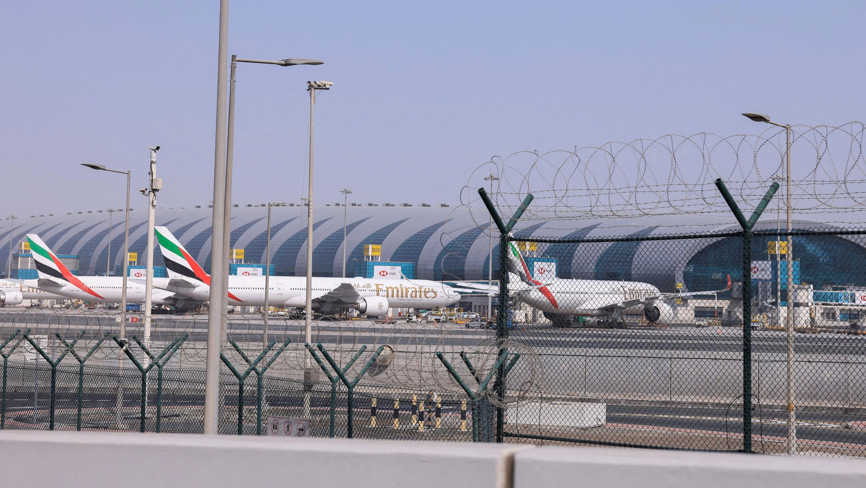 Vì sao hàng không "thấm đòn" nặng nhất từ xung đột Trung Đông?