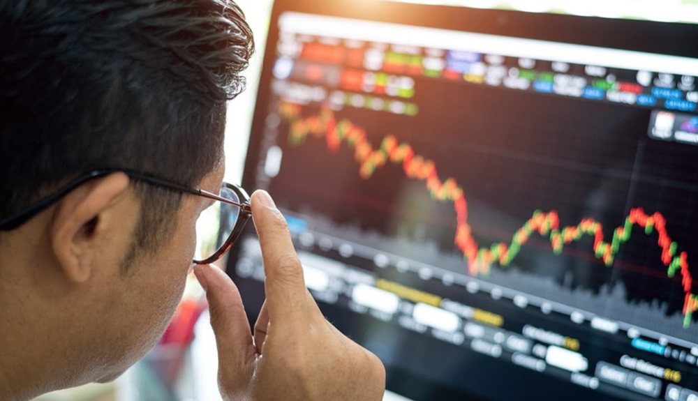 VN-Index giảm nhẹ 0,6% nhưng thanh khoản giảm 4,2% so với phiên trước