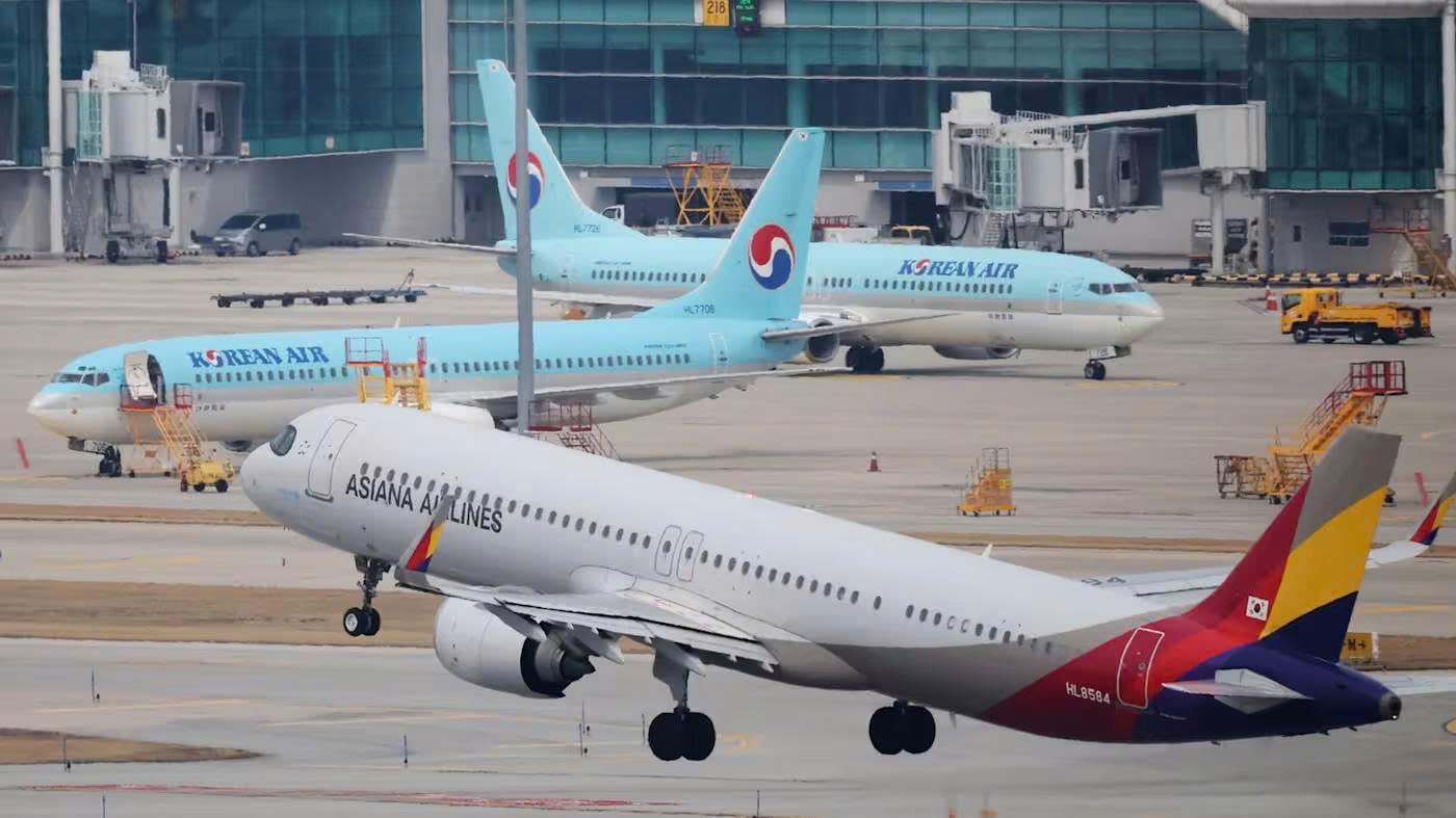 Giá dầu gấp đôi và bài toán chi phí nhiên liệu bóp nghẹt các hãng bay châu Á