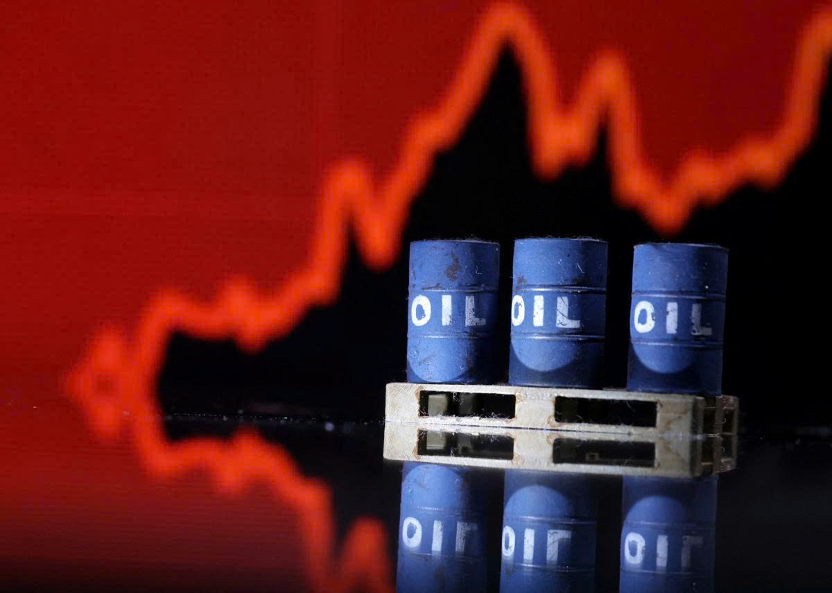 Thế giới sáng 22/5: Giá dầu thế giới giảm hơn 2%, Dow Jones chốt phiên cao kỷ lục