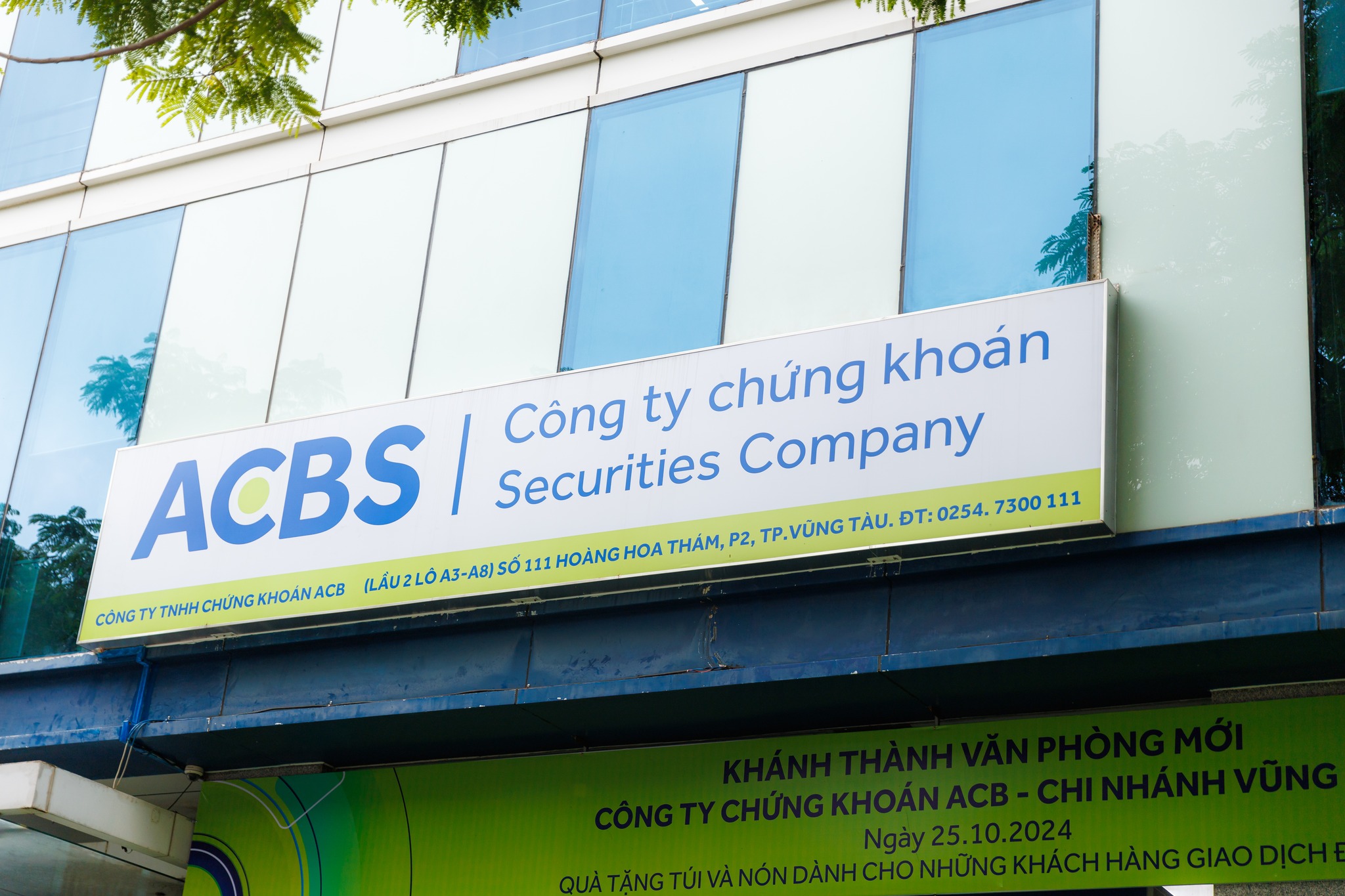 Chứng khoán ACB được ngân hàng mẹ bơm thêm 2.000 tỷ, vốn điều lệ chạm mốc 13.000 tỷ đồng
