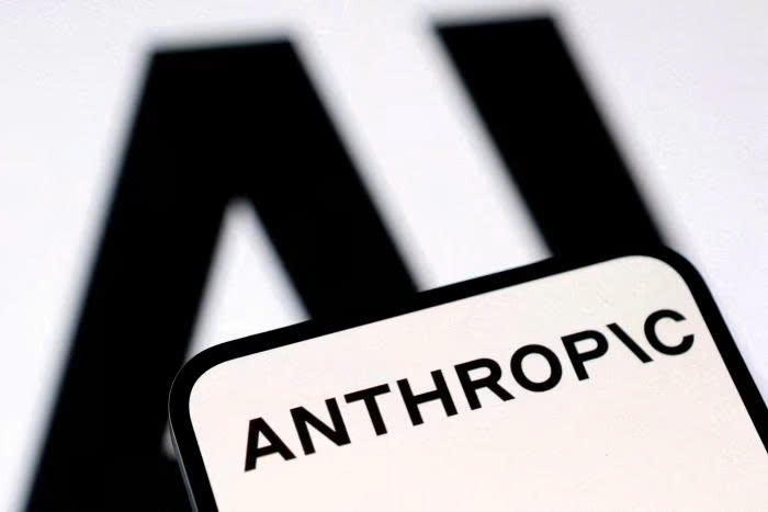 Anthropic vươn lên dẫn đầu trong cuộc đua AI