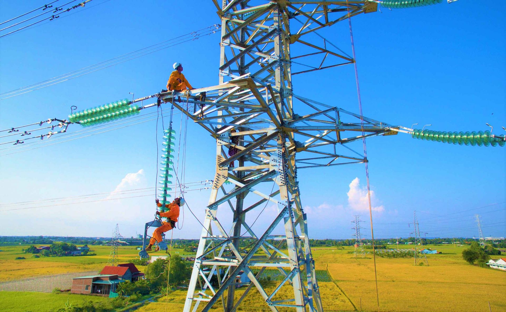 Thị trường điện tăng tốc hoàn thiện cơ chế cạnh tranh
