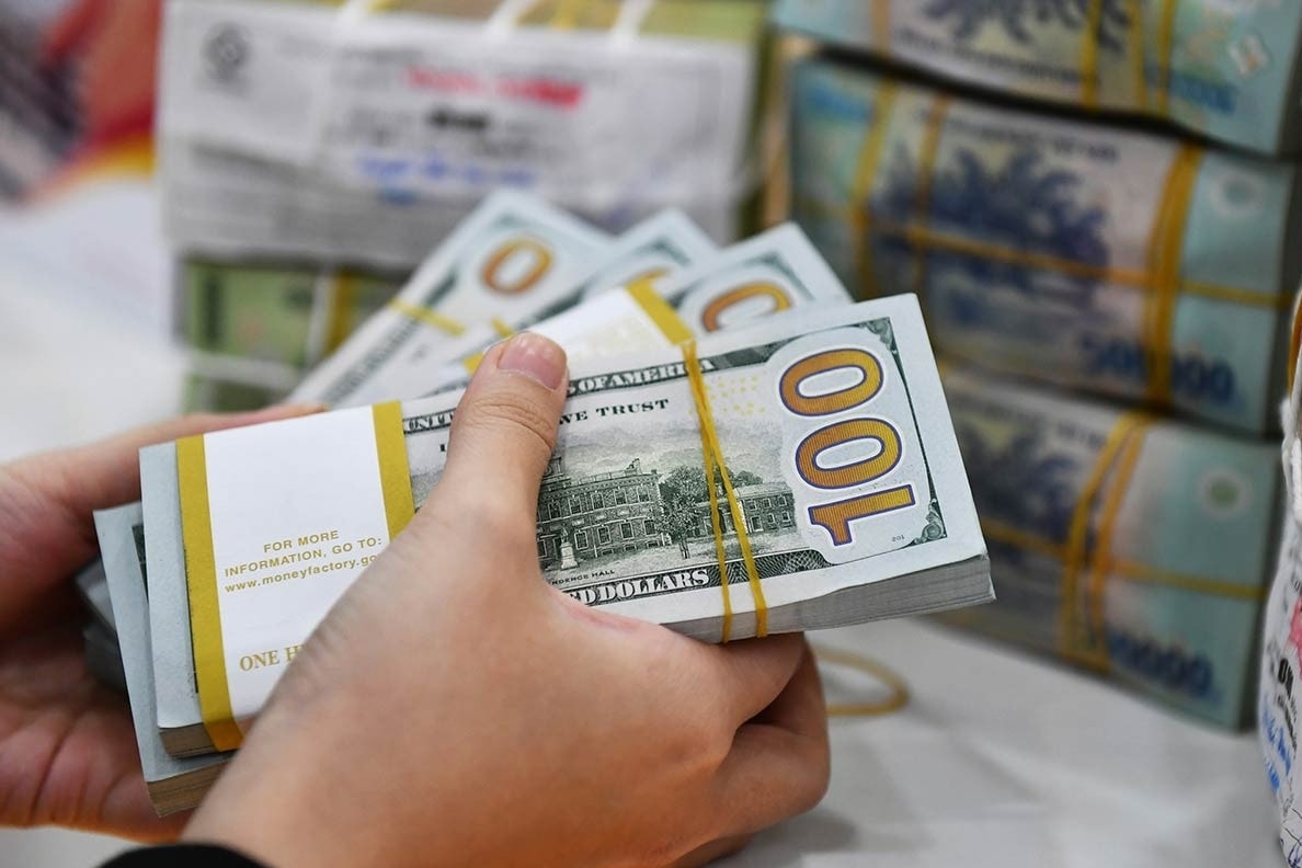 NHNN sửa quy định quản lý ngoại hối: Giảm hồ sơ, tăng hậu kiểm với hoạt động đổi ngoại tệ
